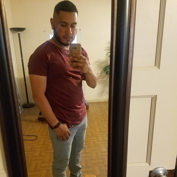 Meet your Posher, John - Picture 3 of 3